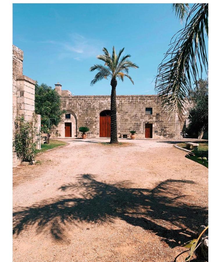Masseria Montanari Carpignano Salentino Bagian luar foto