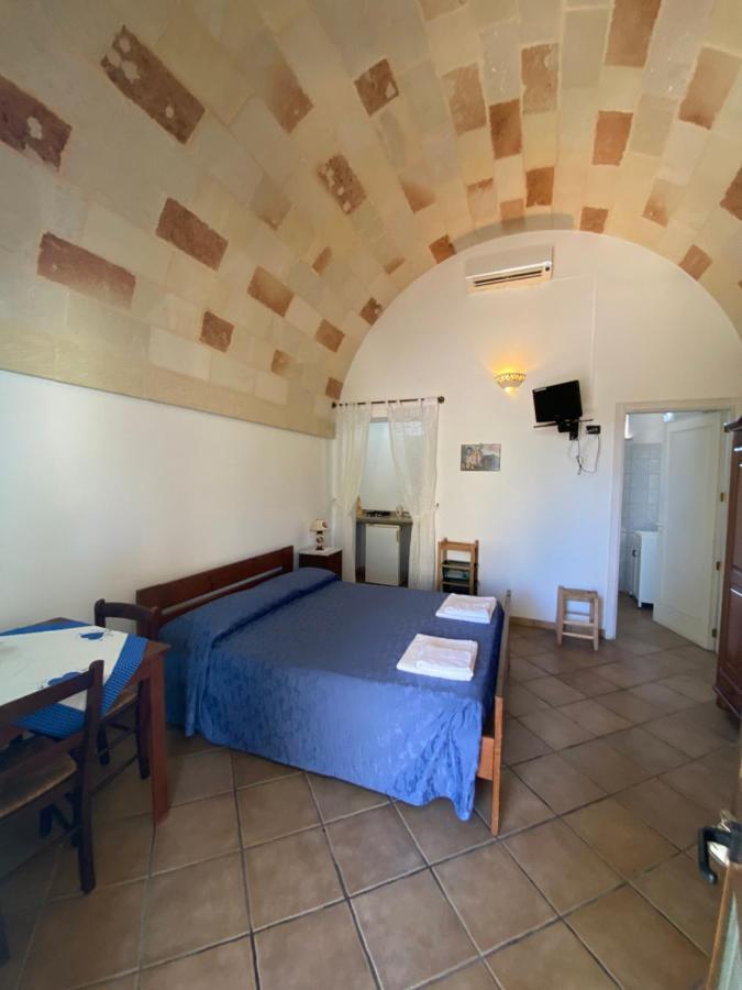 Masseria Montanari Carpignano Salentino Bagian luar foto