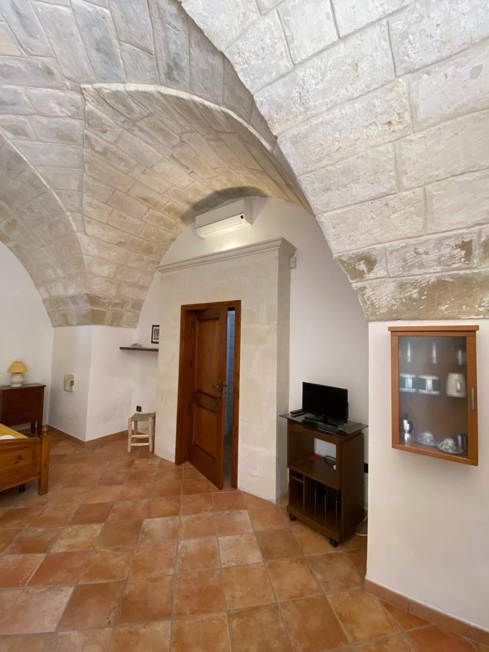 Masseria Montanari Carpignano Salentino Bagian luar foto