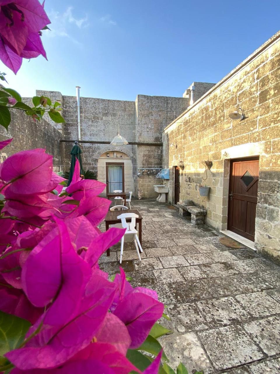 Masseria Montanari Carpignano Salentino Bagian luar foto